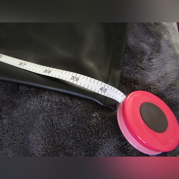 Abercrombie & Fitch Leather Pants - Picture 4 of 7